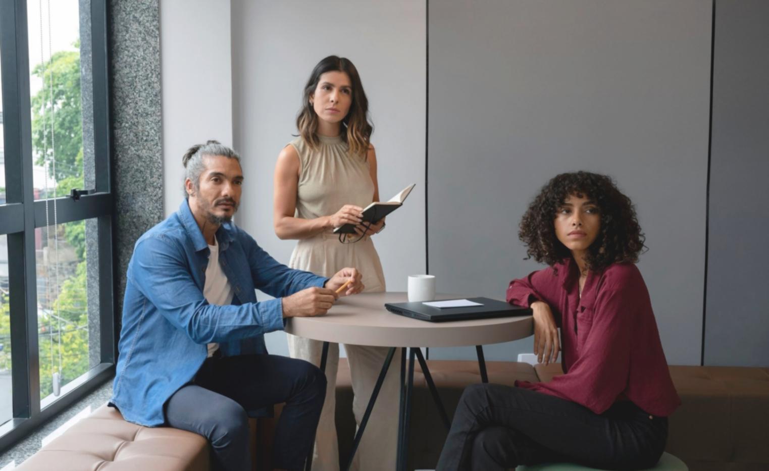 Espacio profesional de trabajo colaborativo para comunicación empresarial